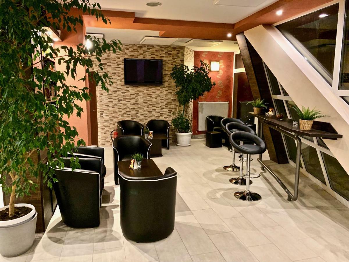 Hotel Fort O Bel Bełogradczik Zewnętrze zdjęcie