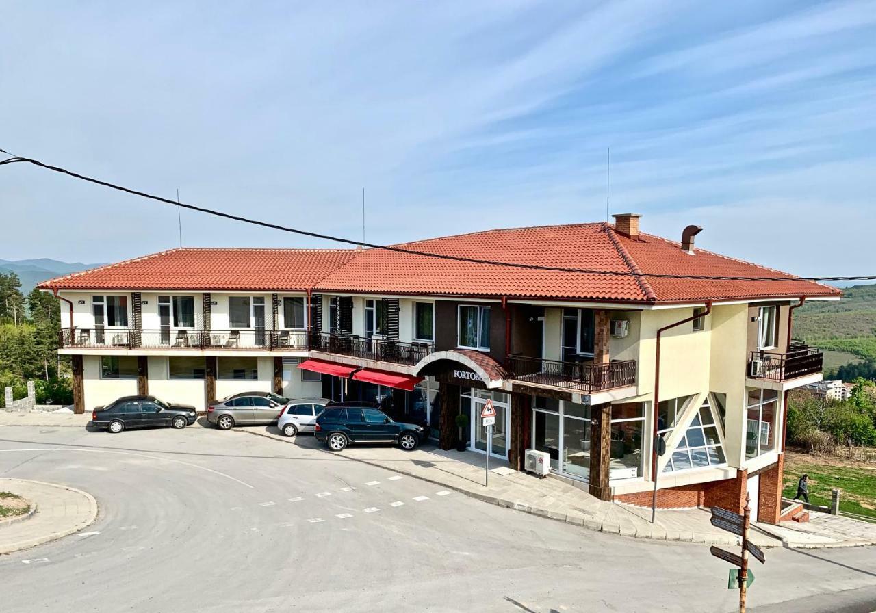 Hotel Fort O Bel Bełogradczik Zewnętrze zdjęcie